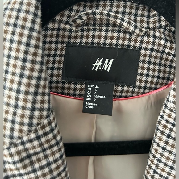 H&M blazer - Picture 2 of 6